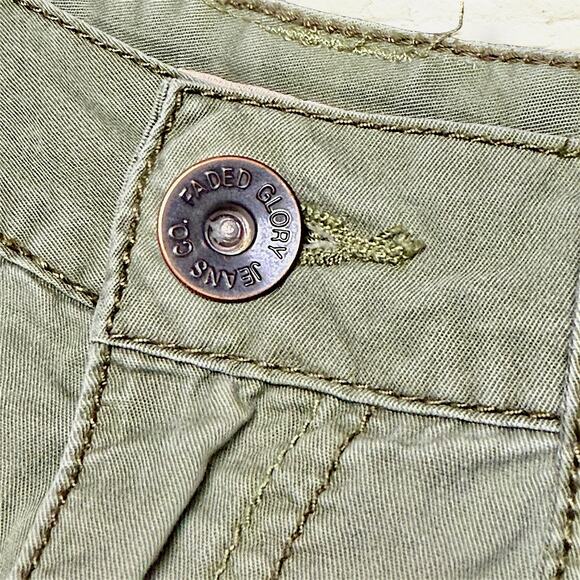 Faded Glory Olive Green Cargo Mini Skirt Raw Hem Y2K Utility Grunge Sz 4 - Picture 5 of 10